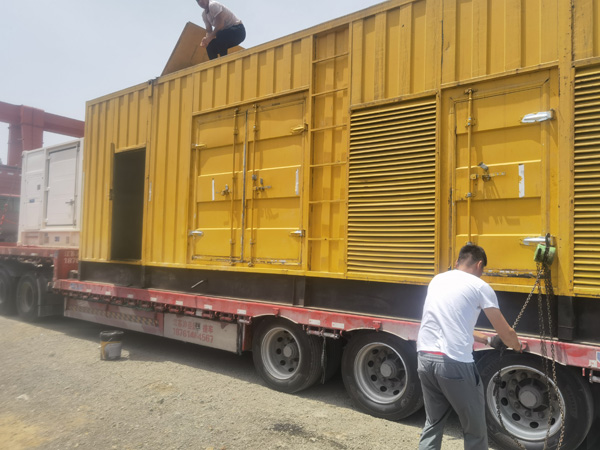 来宾发电机出租100KW发电机需要什么规格的电缆线？