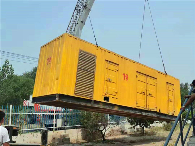 来宾300KW柴油发电机组油耗是多少？