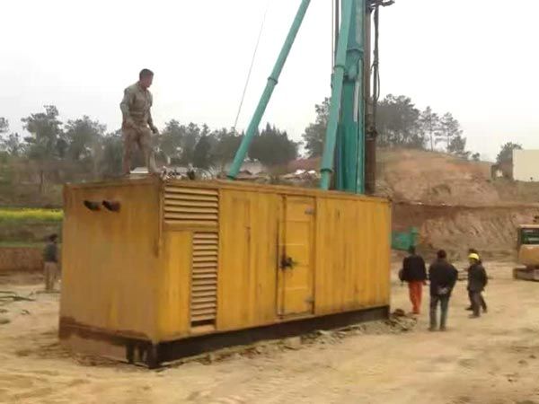 来宾如何判断水冷式机油散热器密封件是否需要更换?